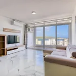Avery Court Coastal In St Pauls Bay By 360 Estates * Σεντ Πόλς Μπέι