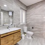 Avery Court Coastal In St Pauls Bay By 360 Estates *
