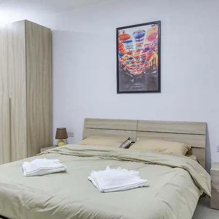 Avery Court Coastal In St Pauls Bay By 360 Estates セント・ポールズ・ベイ