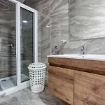 Avery Court Coastal In St Pauls Bay By 360 Estates St. Paul's Bay