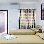 Apartment Avery Court Coastal In St Pauls Bay By 360 Estates