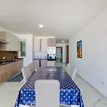 Avery Court Coastal In St Pauls Bay By 360 Estates Apartment