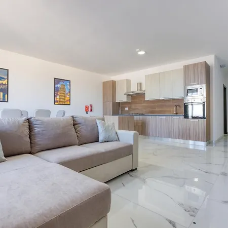 Avery Court Coastal In St Pauls Bay By 360 Estates Apartman San Pawl il-Baħar