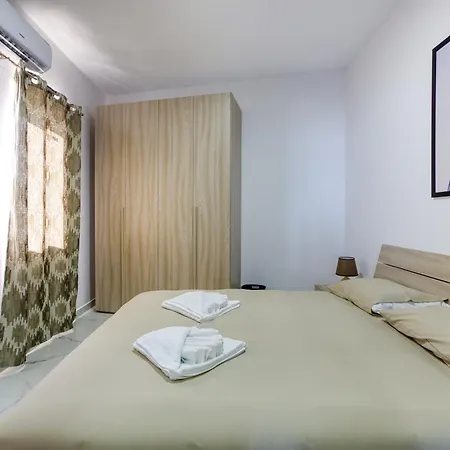 Avery Court Coastal In St Pauls Bay By 360 Estates Apartment *