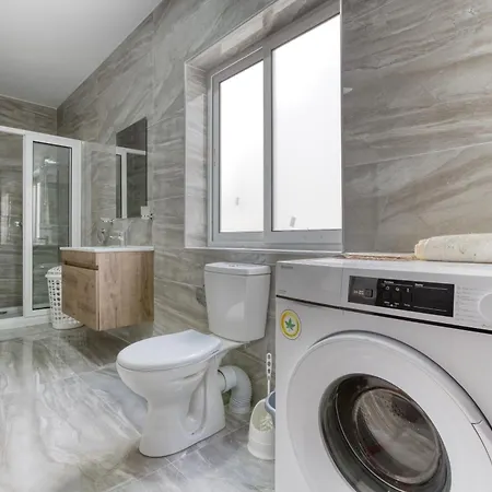 Avery Court Coastal In St Pauls Bay By 360 Estates St. Paul's Bay