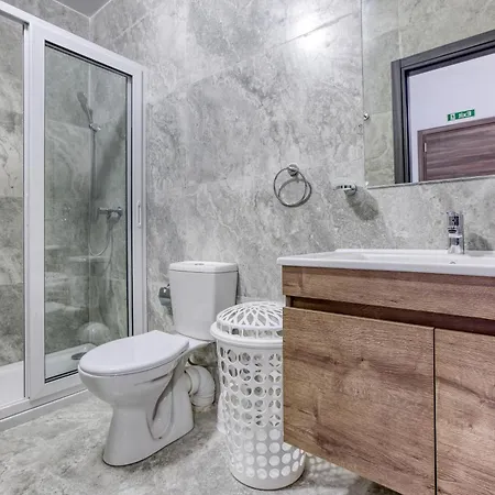 Apartman Avery Court Coastal In St Pauls Bay By 360 Estates