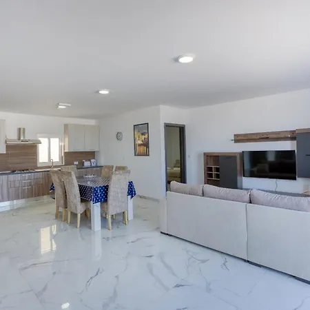 Apartamento Avery Court Coastal In St Pauls Bay By 360 Estates St. Paul's Bay
