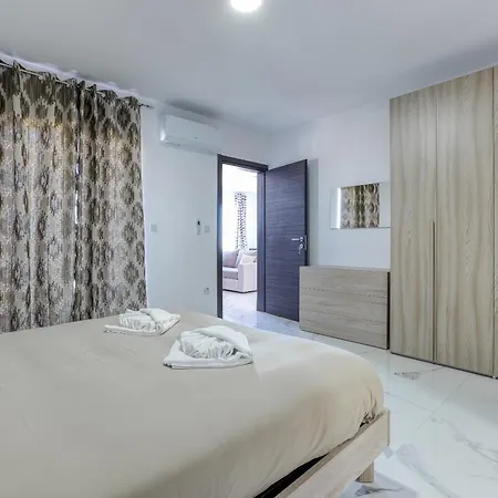 Avery Court Coastal In St Pauls Bay By 360 Estates *