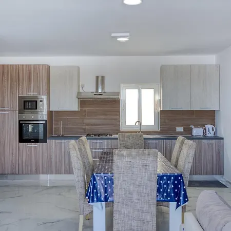 Avery Court Coastal In St Pauls Bay By 360 Estates Apartamento