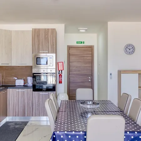 Avery Court Coastal In St Pauls Bay By 360 Estates St. Paul's Bay