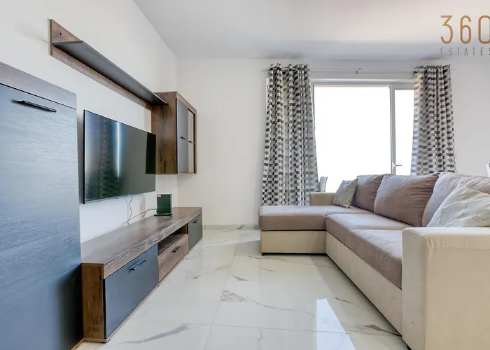 Avery Court Coastal In St Pauls Bay By 360 Estates Daire