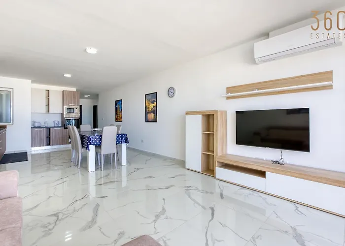 Daire Avery Court Coastal In St Pauls Bay By 360 Estates *