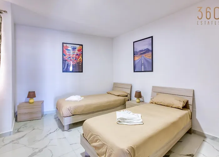 Daire Avery Court Coastal In St Pauls Bay By 360 Estates *