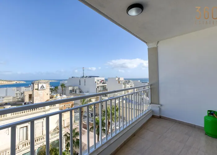 Daire Avery Court Coastal In St Pauls Bay By 360 Estates *